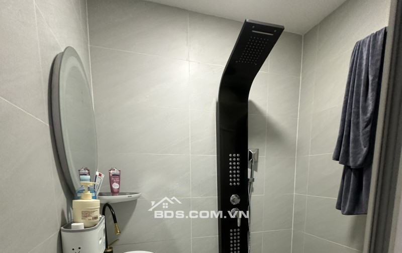 Nhà Đẹp Ở ngay, 4 Tầng đường Lý Chính Thắng, Quận 3 DTCN trên sổ 21m2, 3PN. Chỉ Nhỉnh 4 tỷ